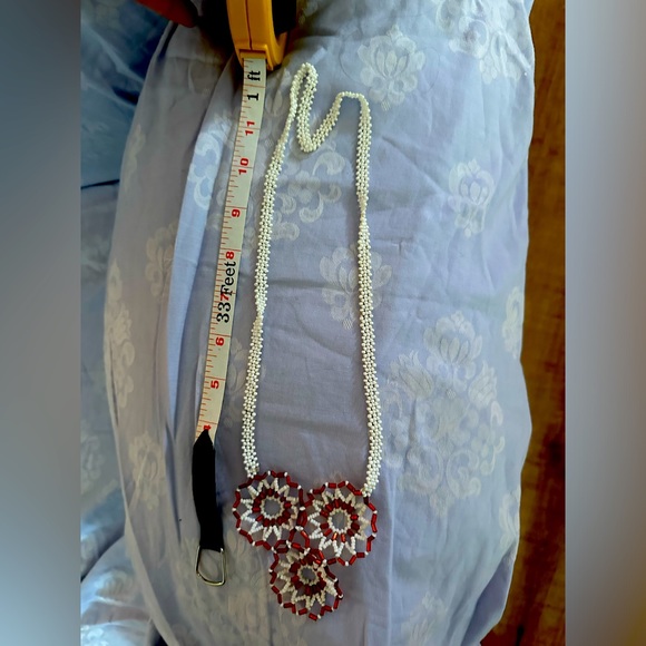 handmade Beaded blossom necklace - Picture 1 of 4